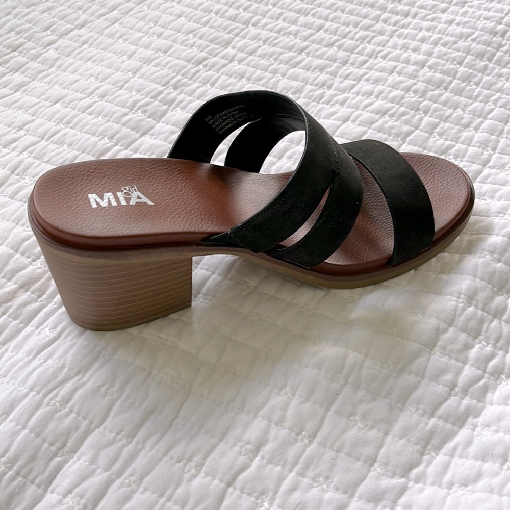 Mia girl high heels